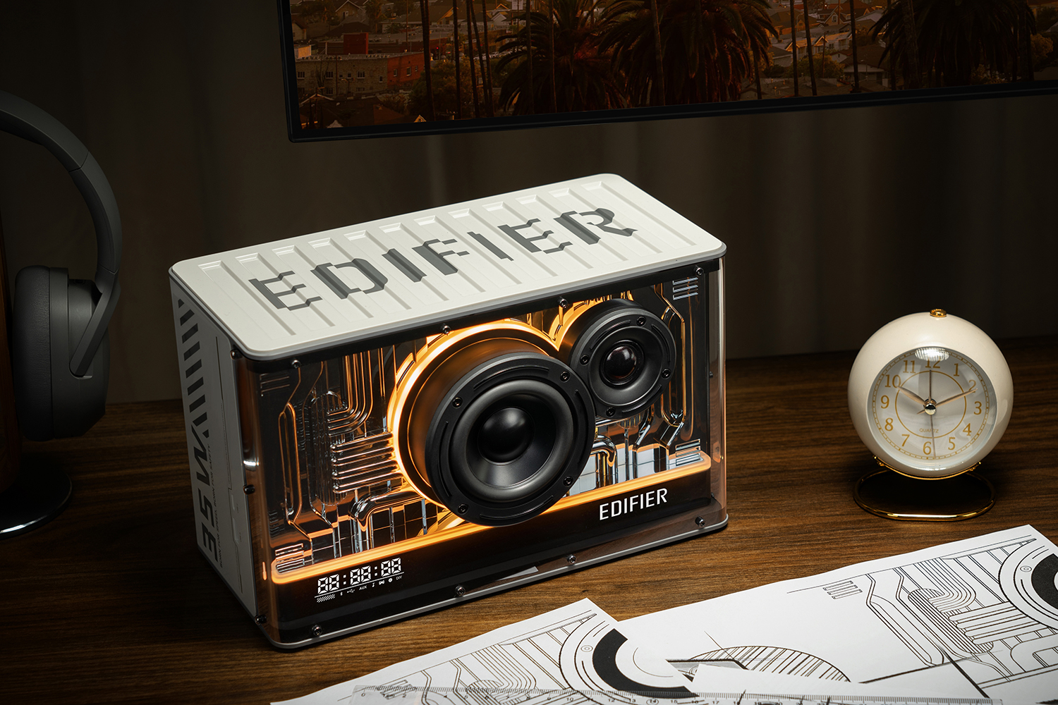 Introducing the Amazing Edifier QD35 Bluetooth Speaker - What Gadget