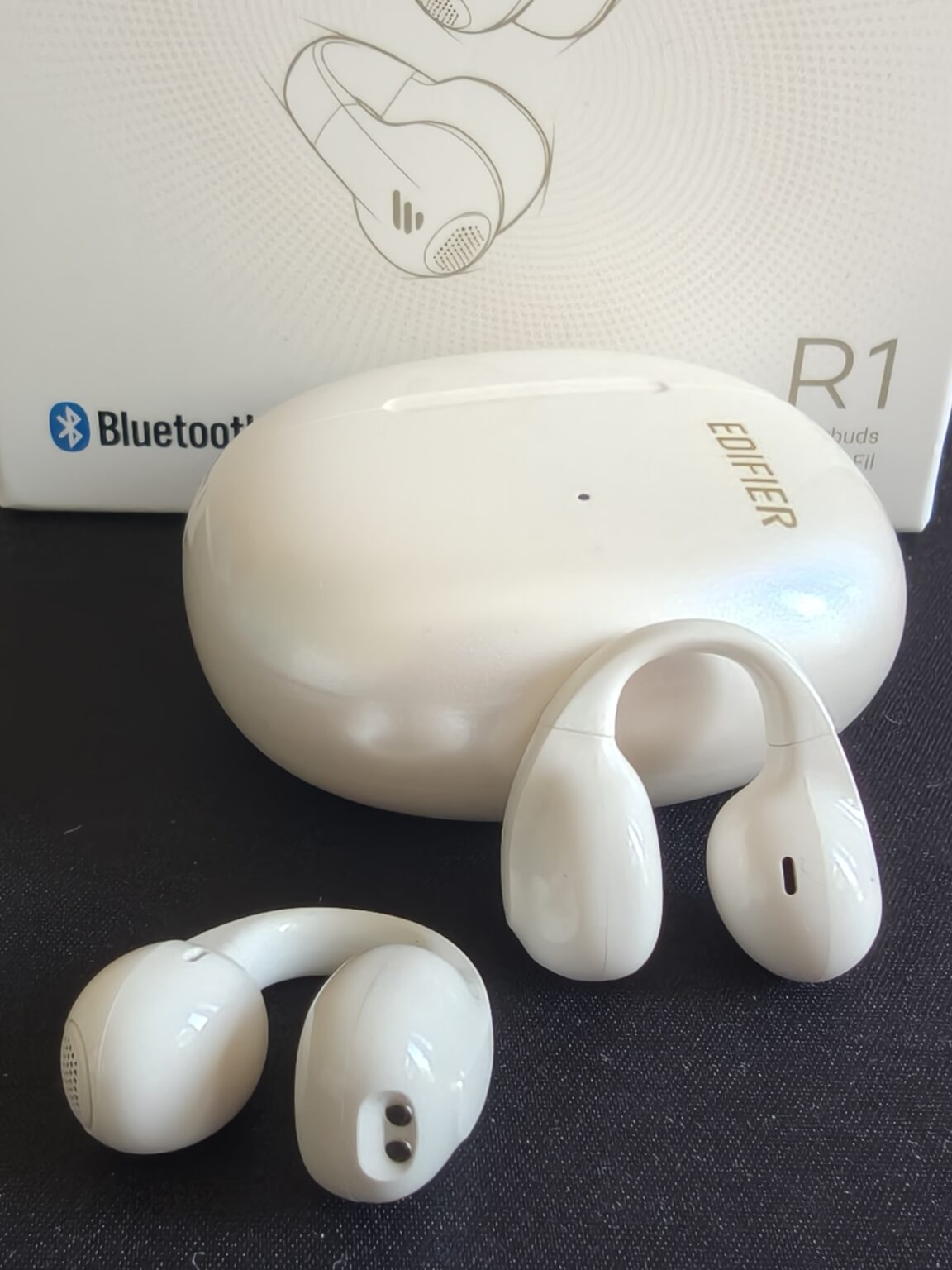 Edifier R1 Earbuds Review - What Gadget
