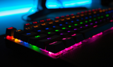 Next-Level Play: Must-Have Gadgets for Serious Online Gamers