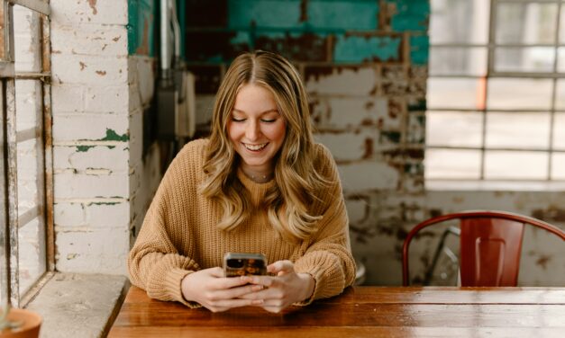 Why Your Mobile Phone Is the Best Gadget for Online Gaming